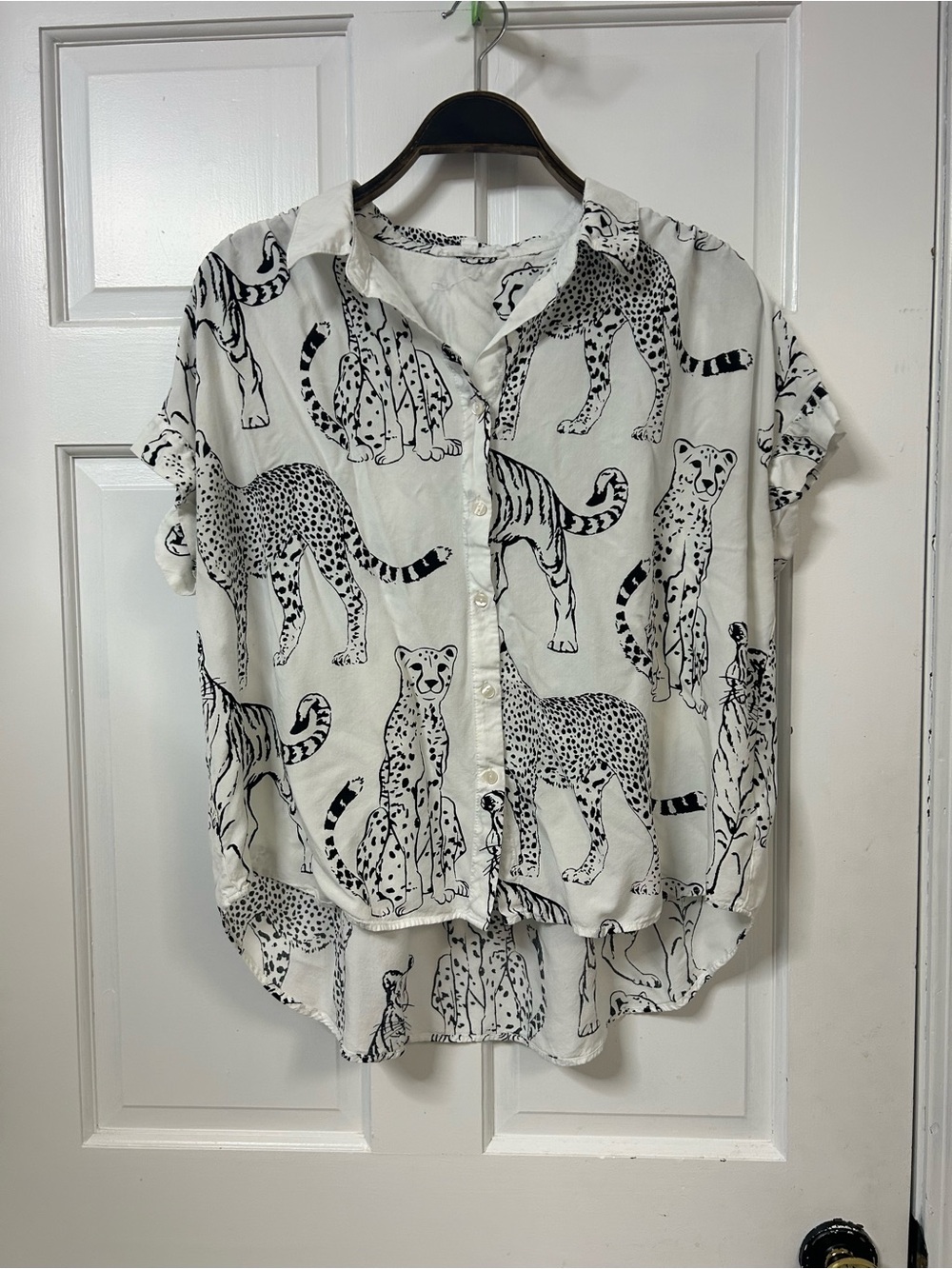 Jane and Delancey White Short-Sleeve Button-Up with Black Leopard Print